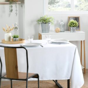 Nappe Rectangulaire Blanche – 145x240 cm – Polyester